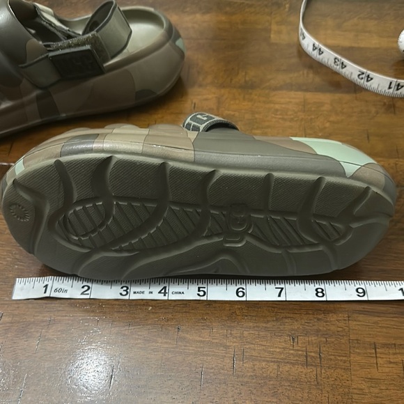 UGG Green and Brown Puffy Strapped Sandals - Picture 8 of 9